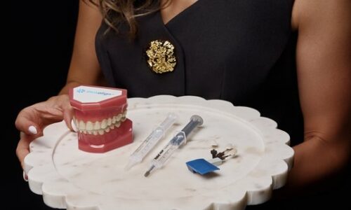 Invisalign clear aligner system with case and cleaning supplies